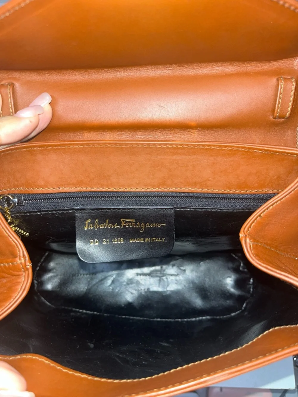 Salvatore Ferragamo Vintage Caramel Leather Top-Handle Bag with Silk Scarf (COA) - Picture 9 of 16